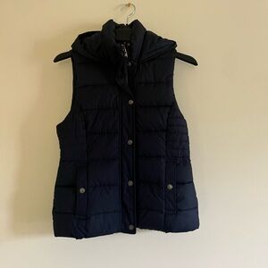 Abercrombie and Fitch puffer vest with hood